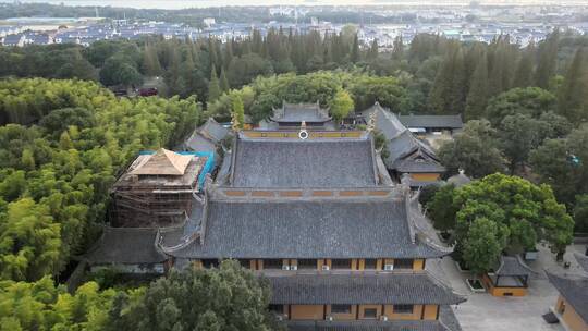 下午阳光下的常熟宝岩禅寺