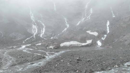 雨崩冰湖徒步天堂