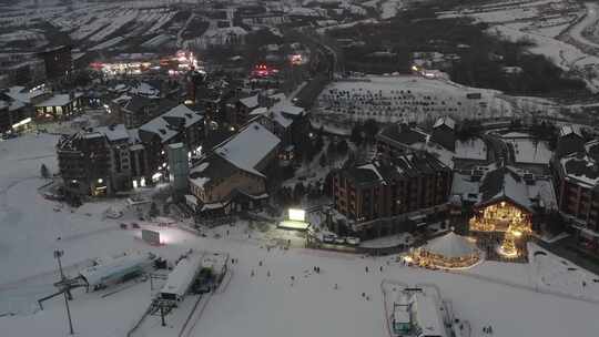 松花湖滑雪度假区滑雪小镇全景DLOG素材视频素材模板下载