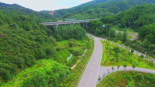 航拍乡村公路