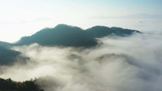 航拍高山群山山峰之间云雾云海