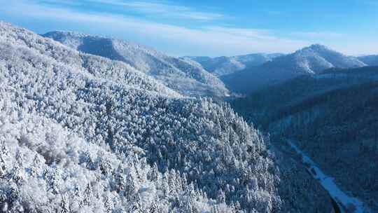 冬季森林雪山航拍