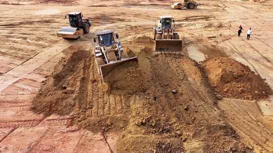 铲车挖掘机装载施工作业挖土工程修路基建