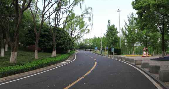 春天美丽溧阳燕山公园步道生态景观