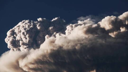 火山爆发视频素材模板下载