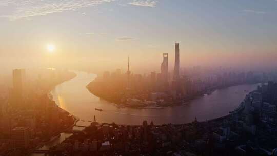 上海航拍东方明珠大气上海