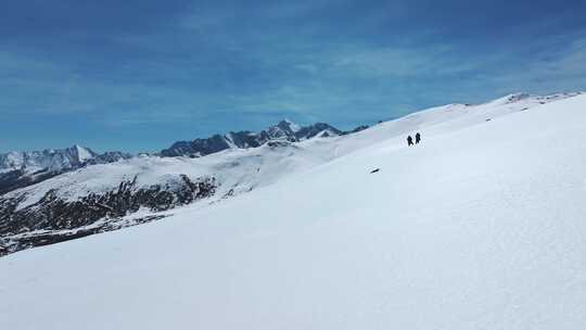 雪宝顶徒步旅行素材