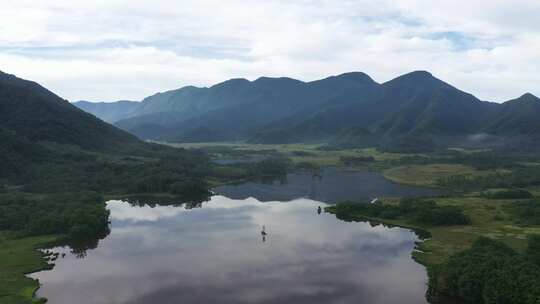 湖北神农架九大湖