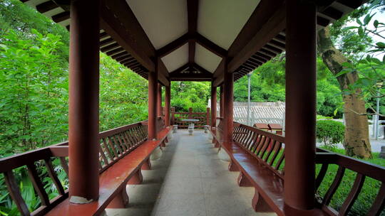 中式园林庭院长廊石桌石凳