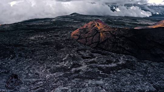 航拍火山景观视频素材模板下载