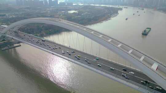 上海市黄浦区鲁班路立交桥卢浦大桥车辆车流