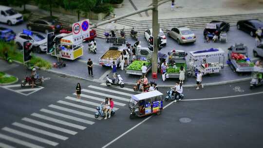 高清实拍街景斑马线人来人往