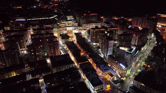 昌都市夜景强巴林寺