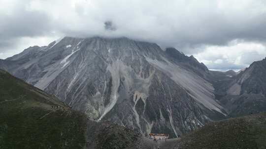 川西云绕亚拉雪山4K航拍 新都桥塔公草原