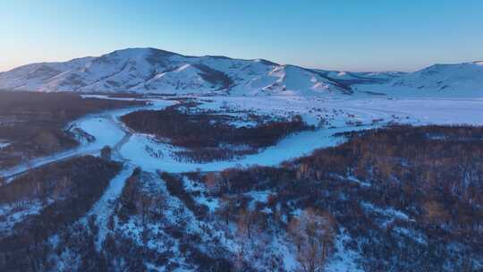 内蒙古自然风光寒冬湿地冰河丛林雪景