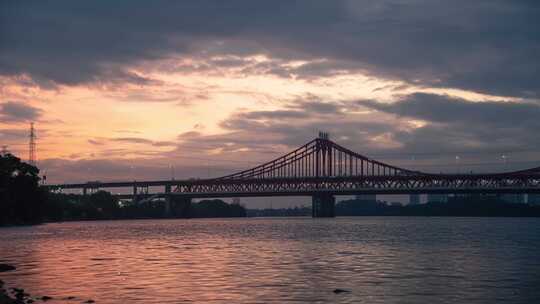 夕阳下的东莞东江大桥夜景延时