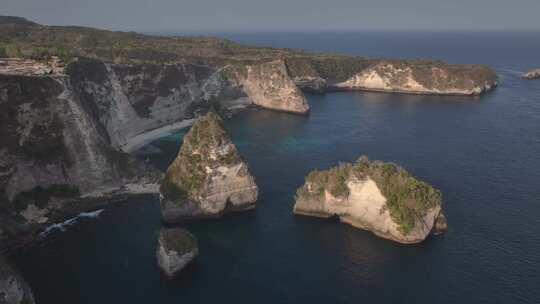 HDR印尼佩尼达岛悬崖航拍自然风光视频素材模板下载