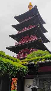 雨中的江苏苏州寒山寺普明宝塔