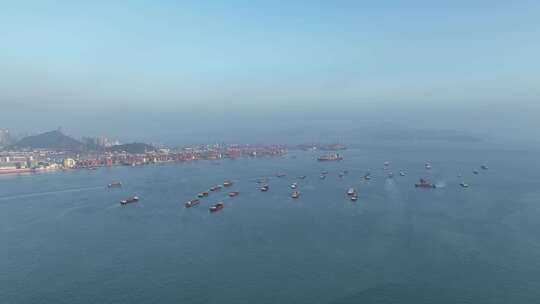 大海轮船海洋货船航拍深圳前海湾港口码头