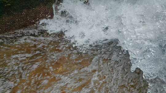 流水视频沟渠水花水浪特写