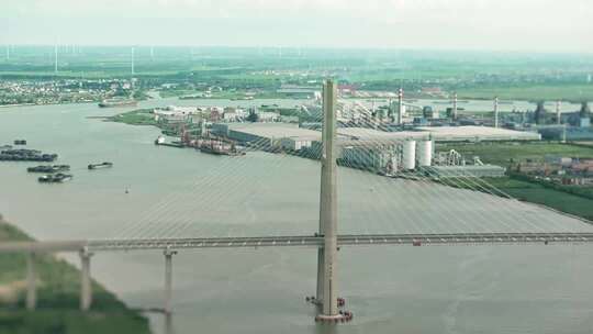 移轴镜头下的灌江口大桥