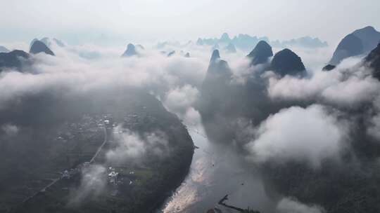 桂林漓江风光 烟雨漓江