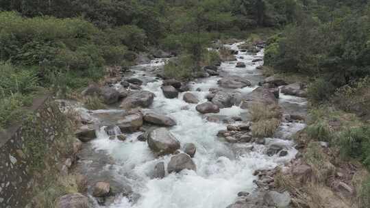 瀑布水流山泉水大自然自然风景自然风光