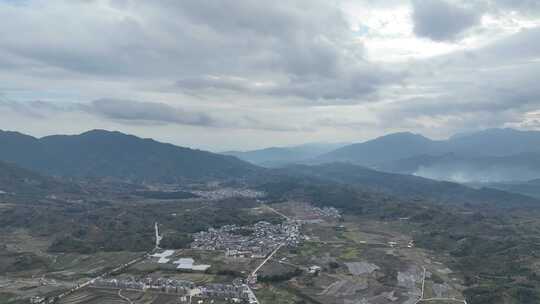 航拍福建龙岩四堡镇