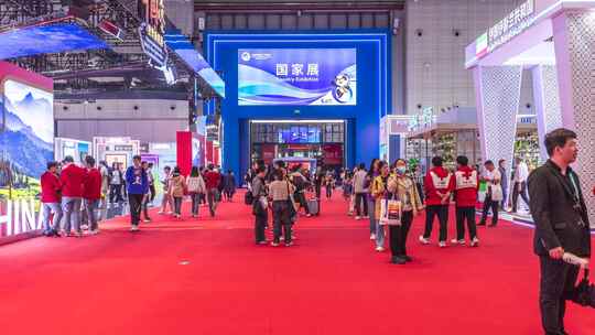 第六届中国进口博览会5.2馆国家展人流延时