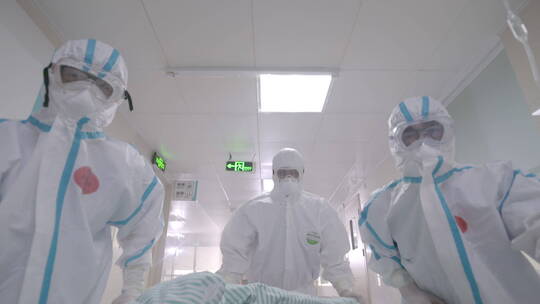 防疫人员推病床抢救生命防护服抗疫人员奔跑视频素材模板下载