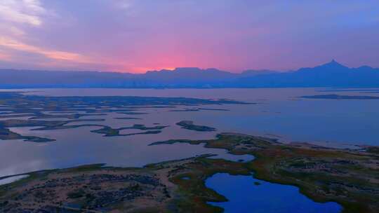 内蒙古乌海市乌海湖日出朝霞景观