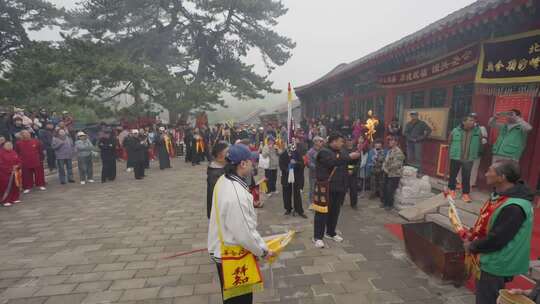 北京门头沟第三十二届妙峰山传统民俗庙会