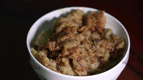 做饭椒盐蘑菇餐饮晚饭午饭炸货饮食餐饮美食