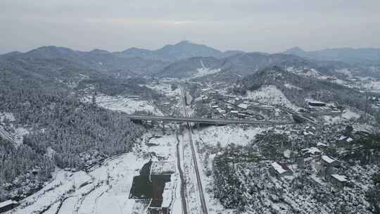 航拍自然风光冬季乡村田野