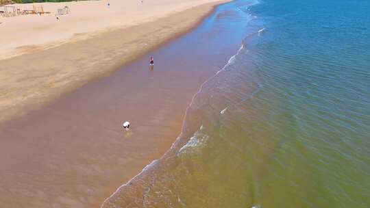 大海海边海水海浪沙滩海滩航拍风景唯美大自