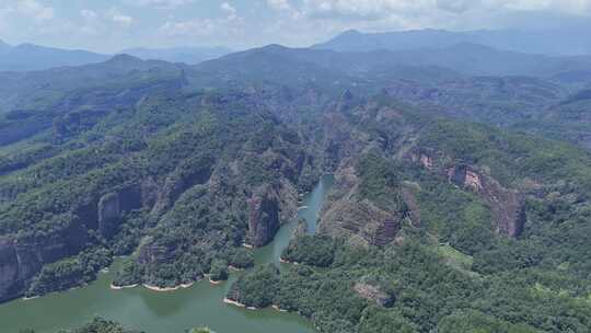 航拍福建泰宁大金湖一线天奇观景区