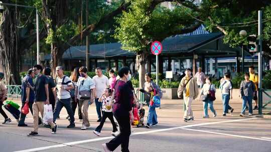 澳门行人过马路