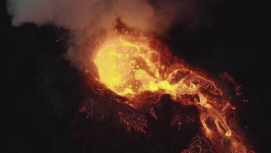 航拍活火山 岩浆喷发