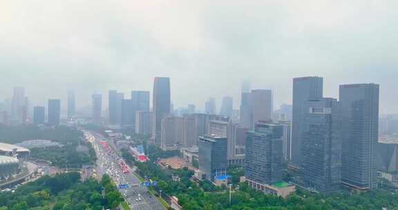 雨天高楼穿云航拍