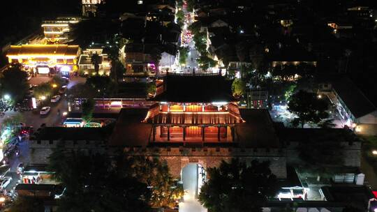 大理古城城门城楼洱海门夜景高清素材