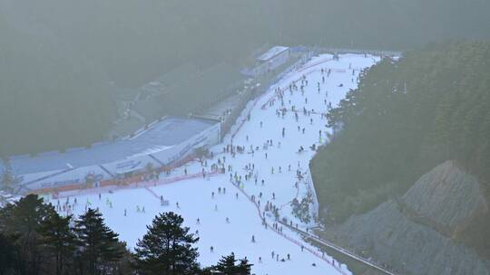 大明山万松岭滑雪场视频素材模板下载