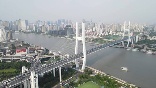 上海南浦大桥车流黄浦江全景特写4K航拍