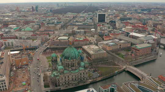 柏林大教堂鸟瞰图