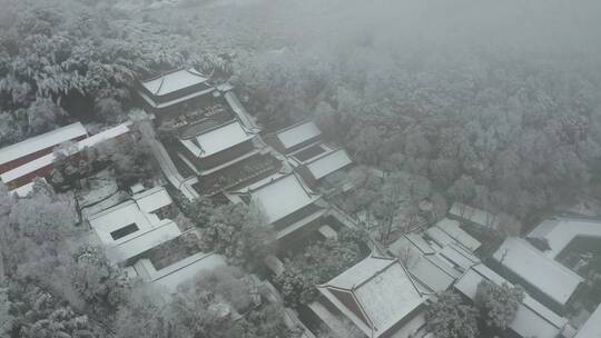 杭州西湖景区法喜寺雪天航拍