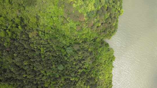 俯瞰山脉和河流，亚洲