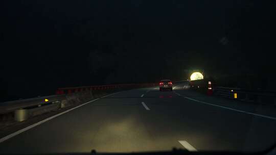 南方山路高速公路隧道灯光视频素材模板下载