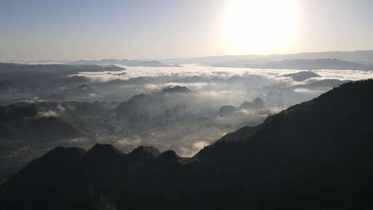 贵州凯里航拍 云雾袅绕的凯里 DJI_0038
