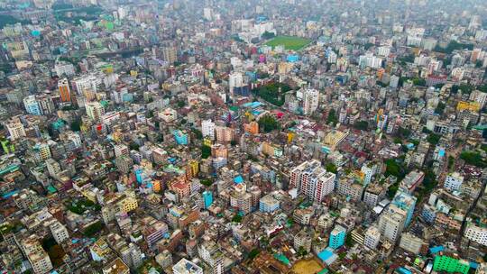 孟加拉国达卡市的空中高架景观，孟加拉国是