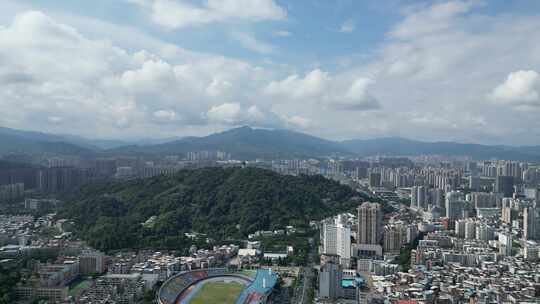 航拍福建城市天际线龙岩建设