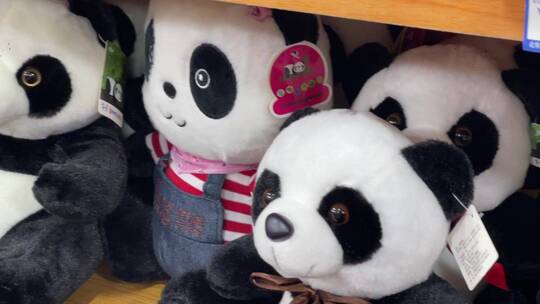 文旅店熊猫玩具展柜3